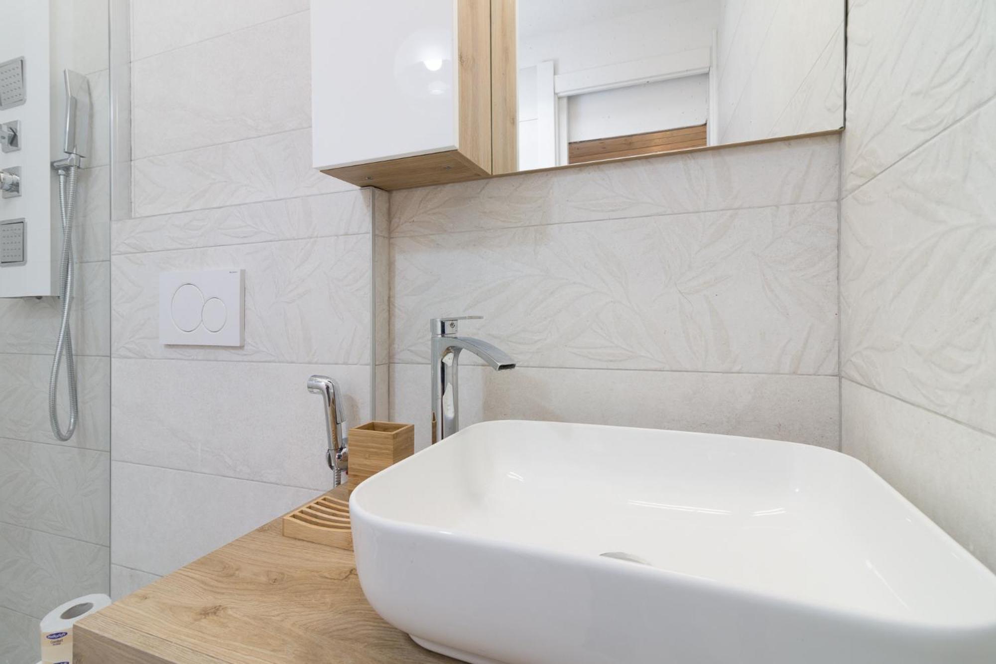 Nel Cuore Dei Navigli - Home Suite Milan Exterior photo