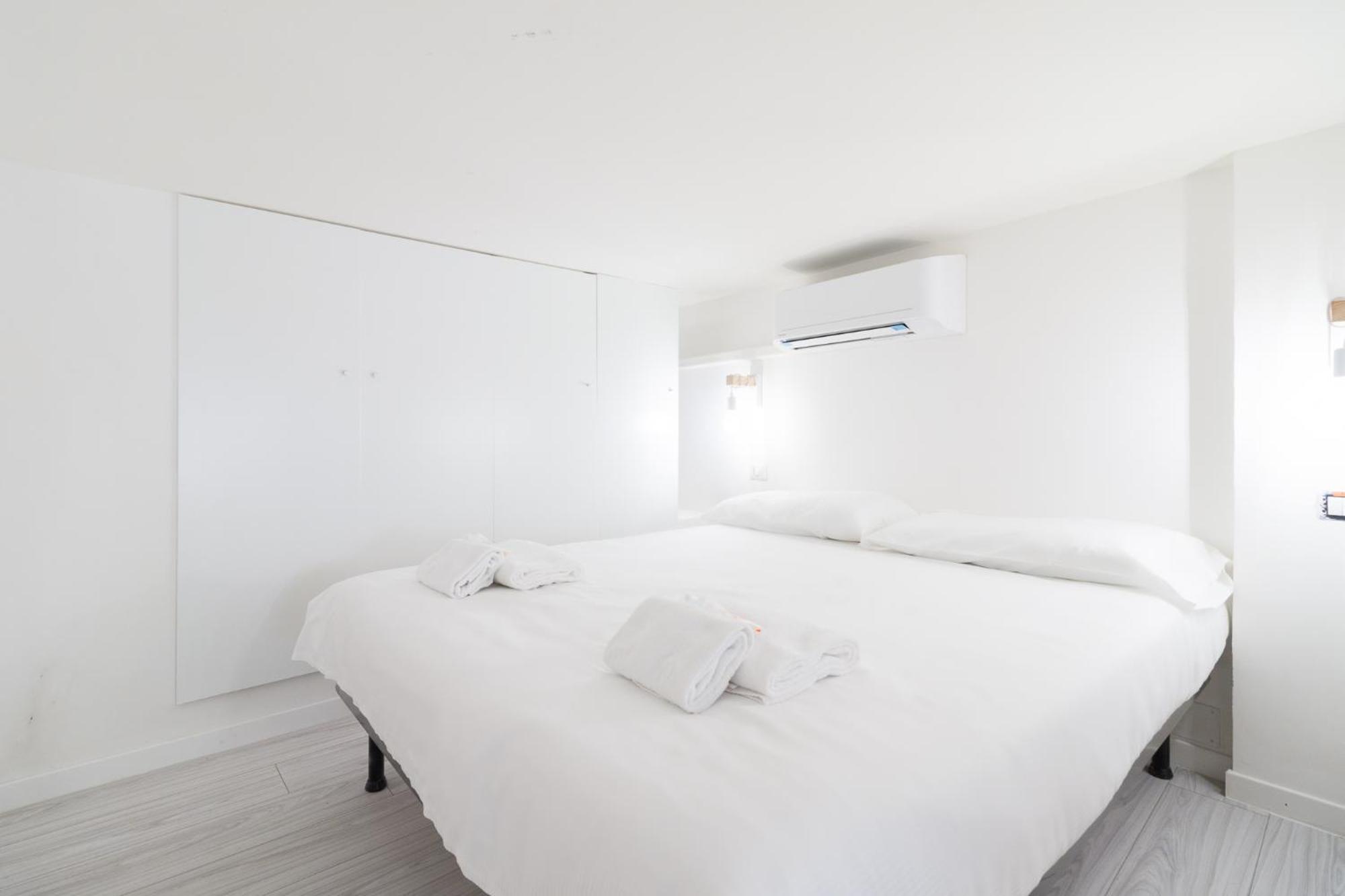 Nel Cuore Dei Navigli - Home Suite Milan Exterior photo