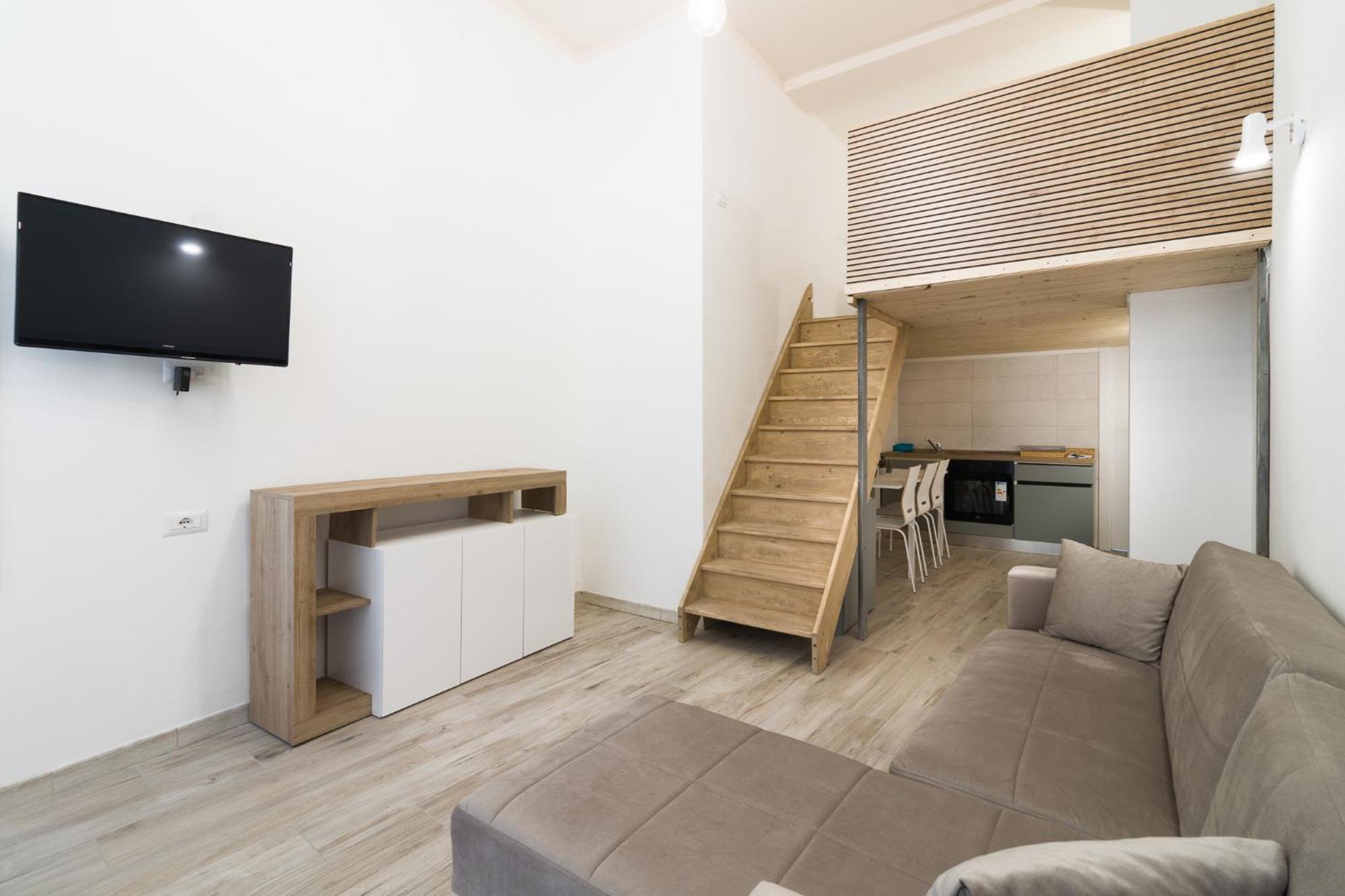 Nel Cuore Dei Navigli - Home Suite Milan Exterior photo